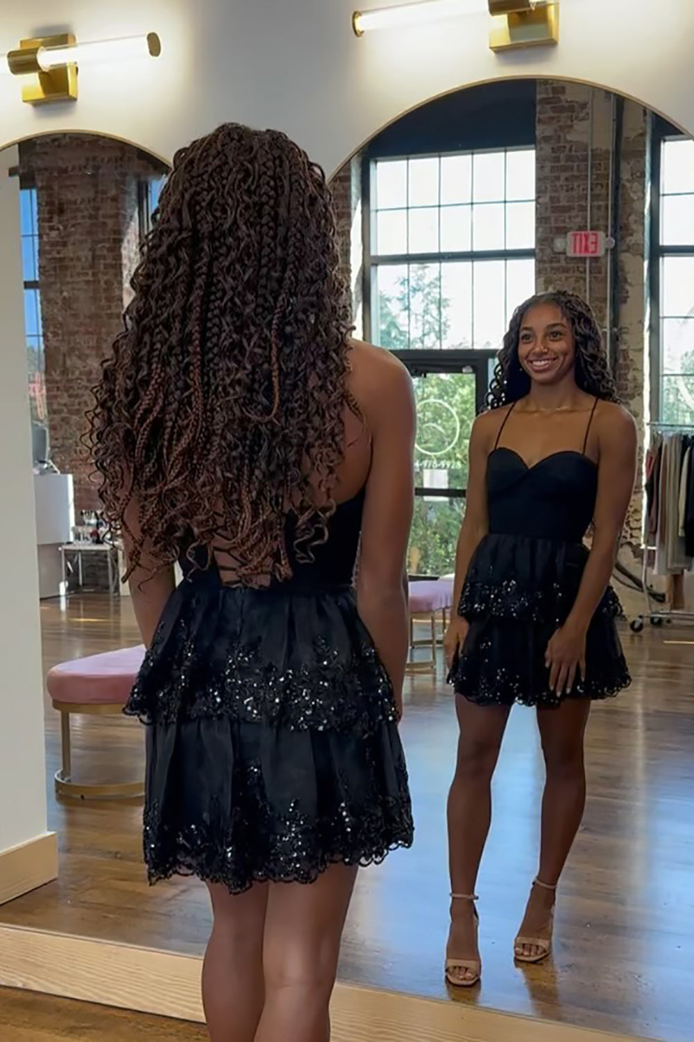 Dressystars Black Ruffled A Line Homecoming Dresses Short Corset Cocktail Dresses With Sequins