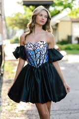 Dressystars Black Sweetheart Neck Homecoming Dress A Line Short Cocktail Dress with Sleeves