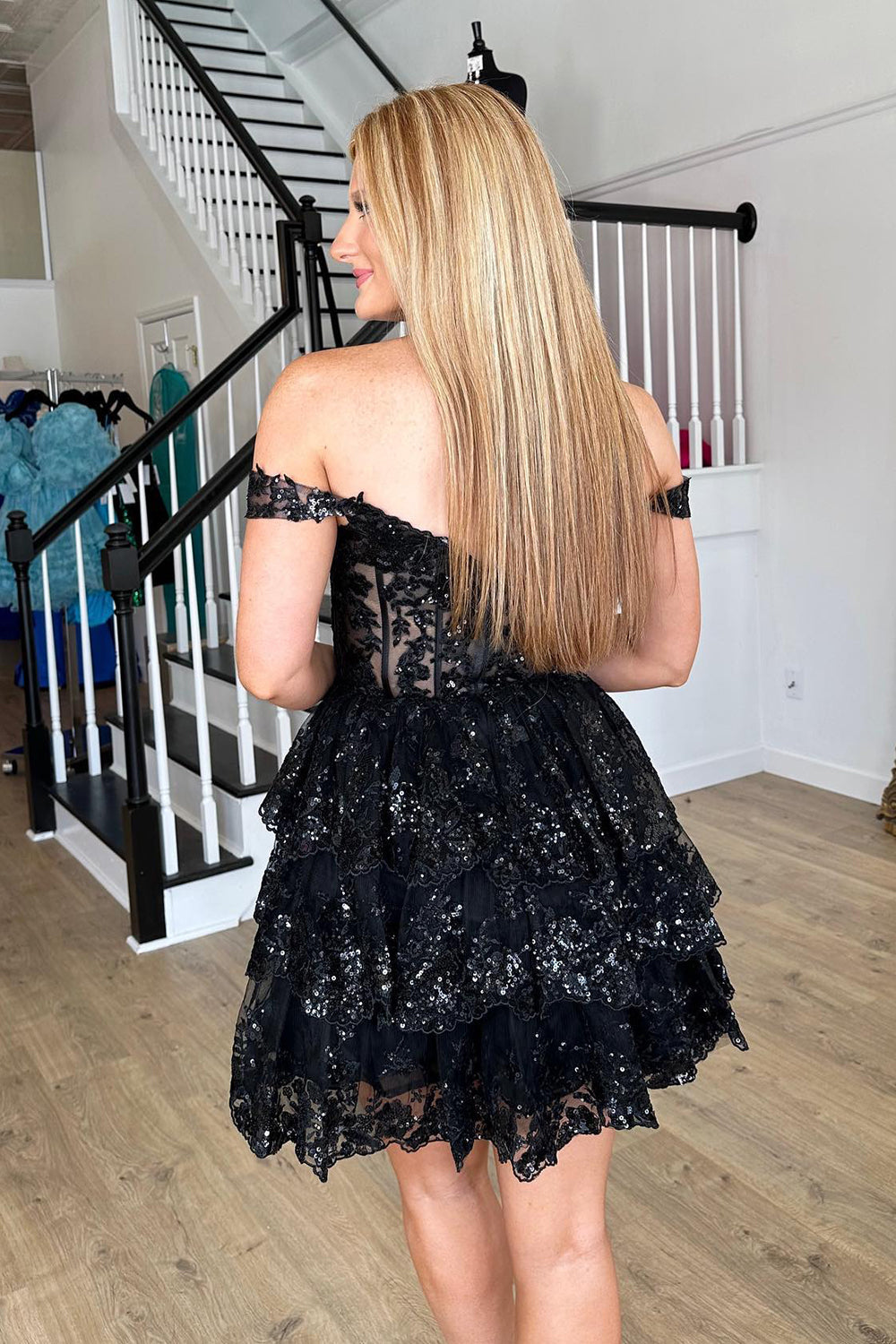 Dressystars Black Tiered Homecoming Dress Corset Sleeveless Short Cocktail Dress
