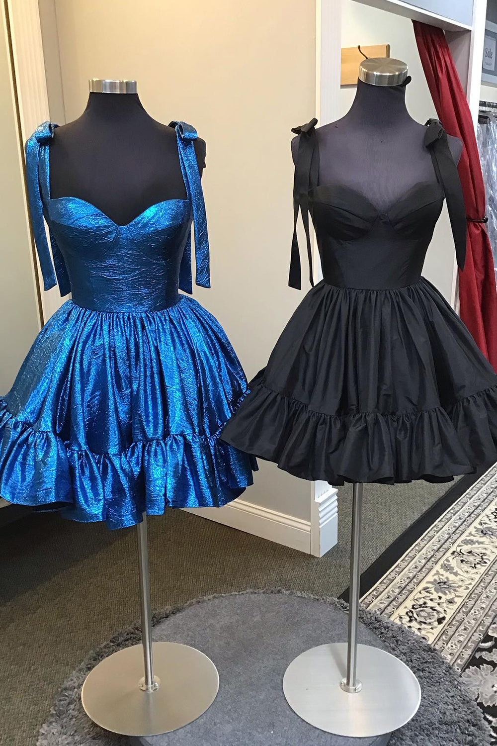 Dressystars Blue Homecoming Dress Metallic Spaghetti Straps A Line Tiered Short Prom Dress