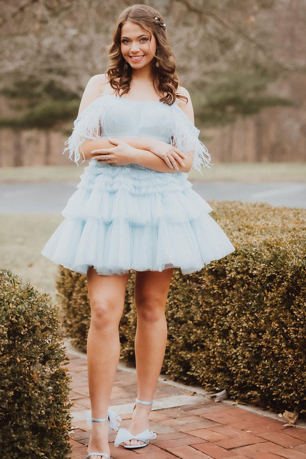 Dressystars Blue Homecoming Dress Ruffled Short Prom Dress With Feathers