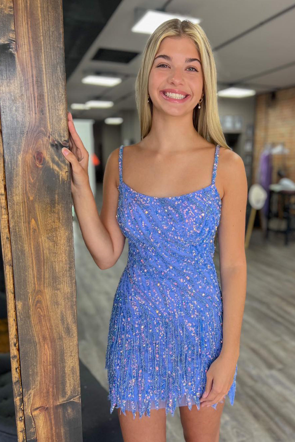 Dressystars Blue Spaghetti Straps Sequin Short Homecoming Dress