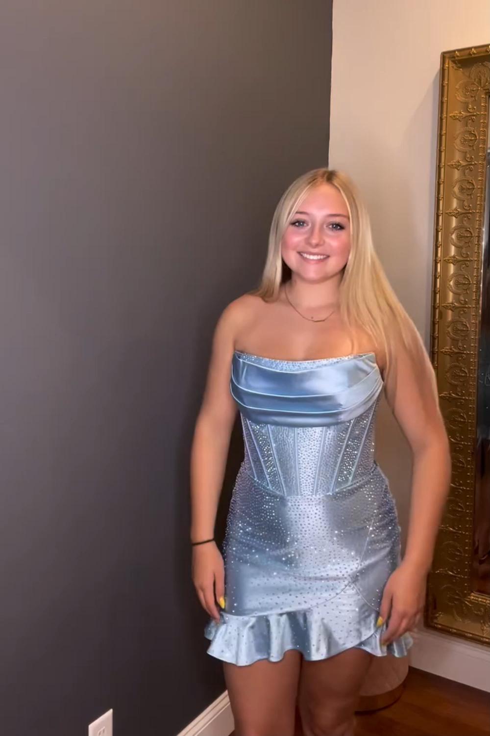 Dressystars Champagne Beaded Homecoming Dresses Corset Ruffled Short Tight Cocktail Dresses