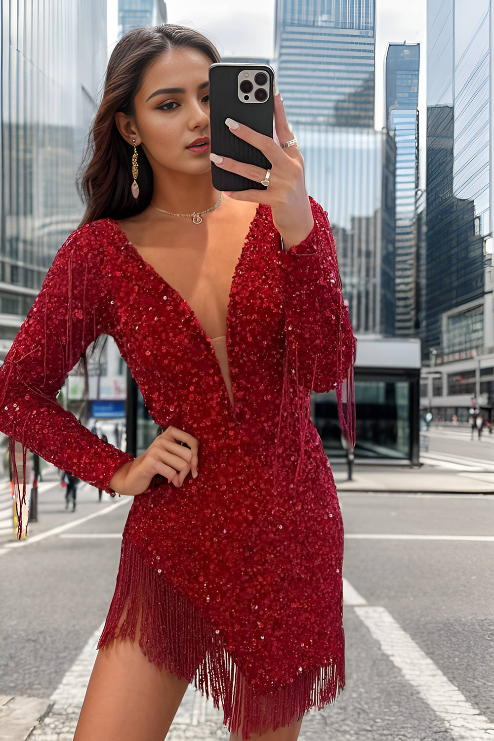 Dressystars Dark Red Homecoming Dress Sequined Long Sleeves Tight Short Prom Dress with Fringes