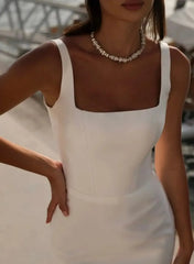 Dressystars Elegant Mermaid Square Neckline Sleeveless Sweep Train Satin Wedding Dress