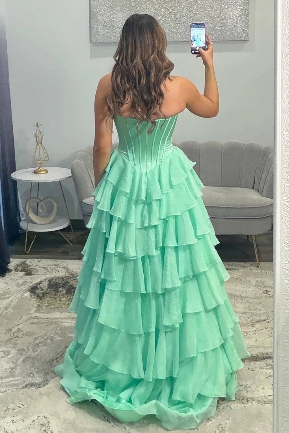 Dressystars Emerald Green Sweetheart Corset Prom Dress With Tiered Ruffles And High Slit Formal Evening Gown