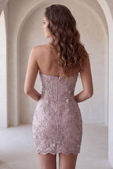 Dressystars Floral Fog Lace Strapless Tight Short Beaded Homecoming Dress