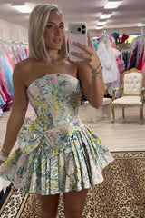 Dressystars Floral Light Green Corset Strapless Short Homecoming Dress with Bow