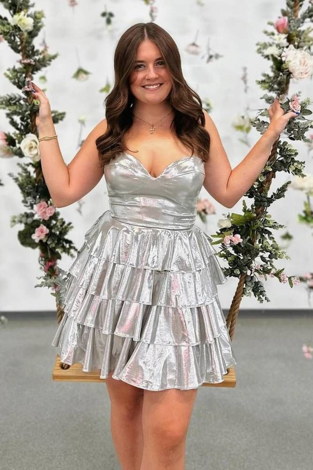 Dressystars Fluffy Golden Homecoming Dress A Line Corset Short Prom Dress With Ruffles