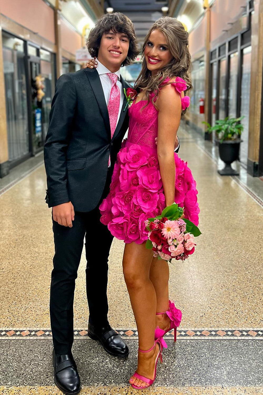 Dressystars Fuchsia Homecoming Dress Corset Floral Ruffled Short Prom Dress with Lace