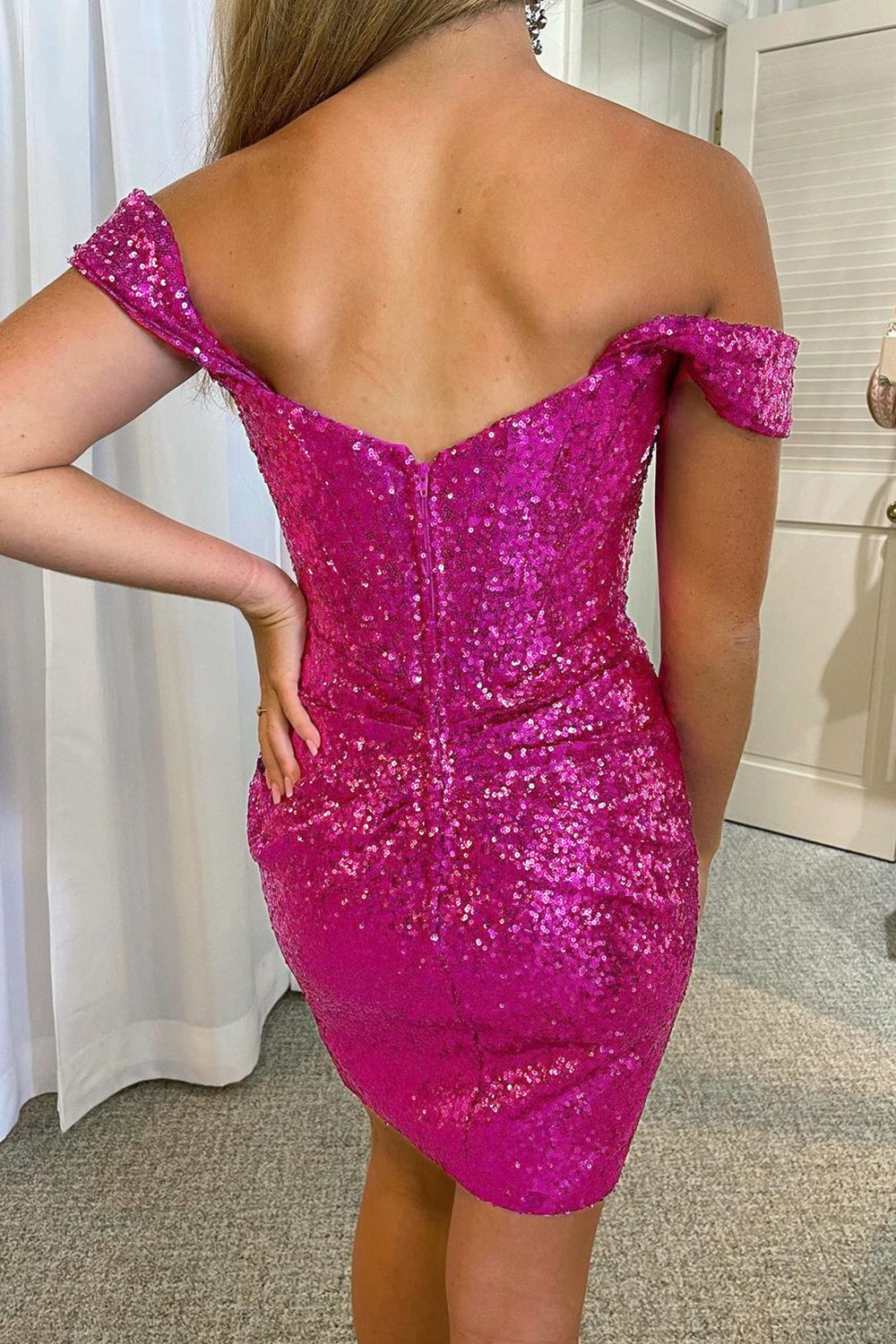 Dressystars Fuchsia Homecoming Dress Detachable Off the Shoulder Sequin Tight Prom Dress