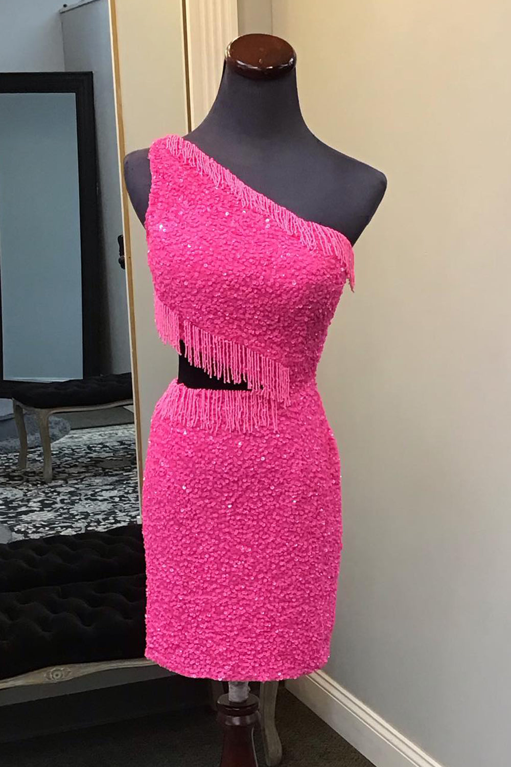 Dressystars Fuchsia Homecoming Dress Sequin Fringed Cut Out Tight Short Prom Dress