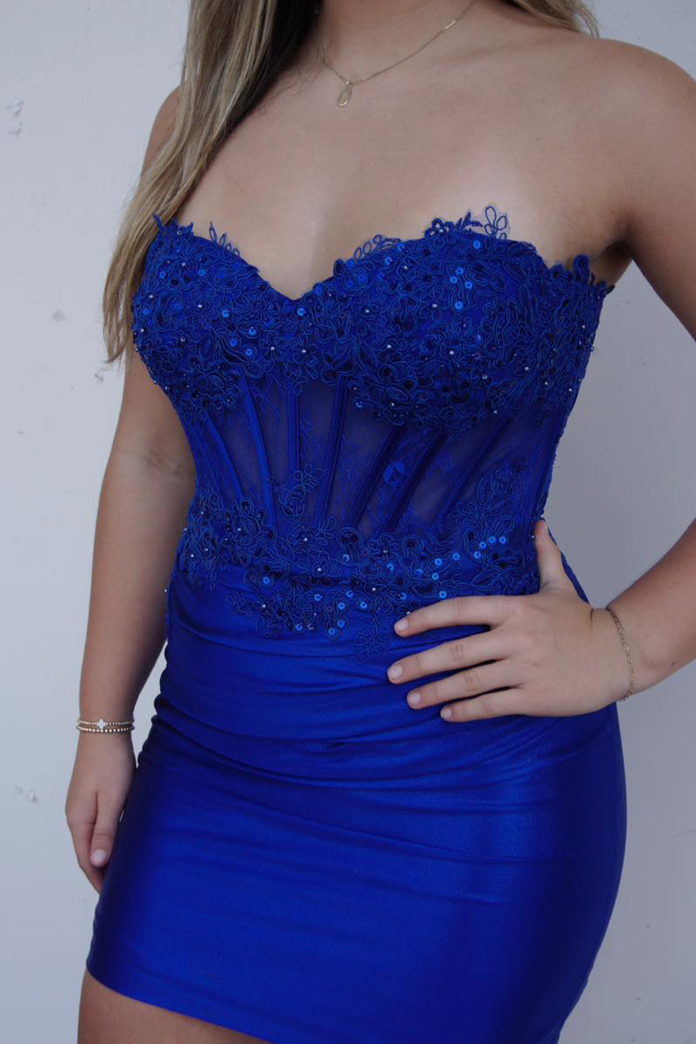 Dressystars Fuchsia Homecoming Dress Strapless Tight Corset Short Prom Dress with Lace