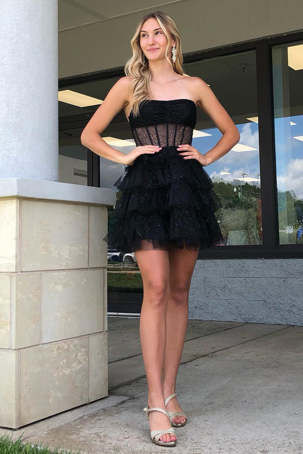 Dressystars Glitter Black Homecoming Dress Corset Tiered A-Line Tulle Short Prom Dress