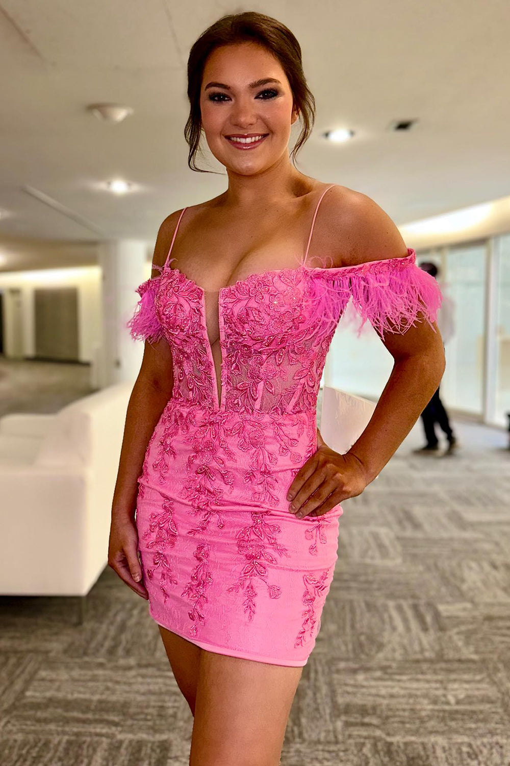 Dressystars Glitter Pink Homecoming Dress Corset Lace Tight Short Prom Dress with Feathers