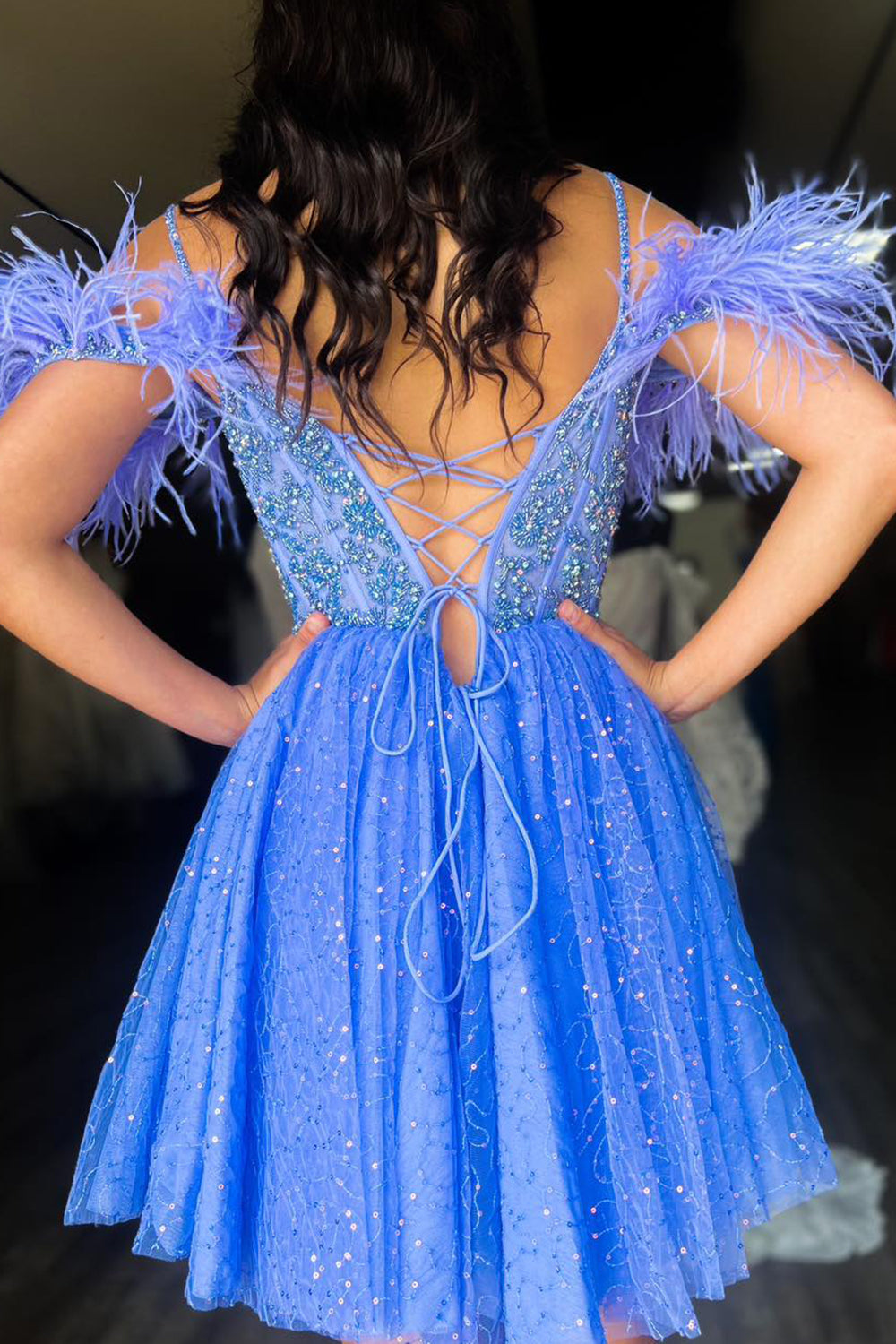 Dressystars Glitter Red Homecoming Dress A-Line Sequin Tulle Short Prom Dress with Feathers