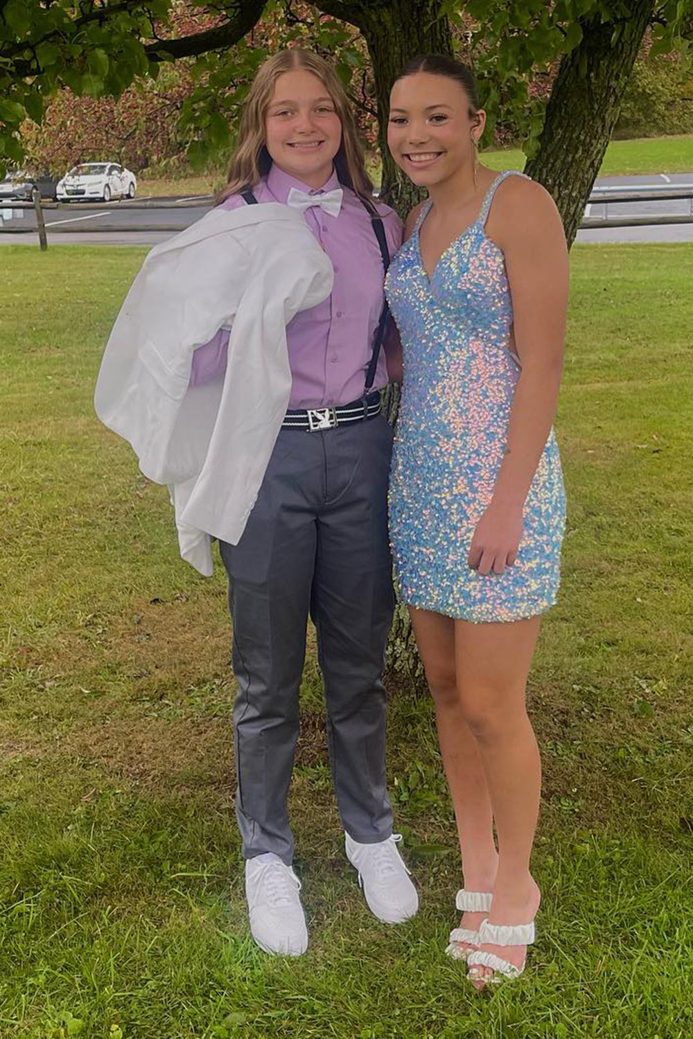 Dressystars Golden Homecoming Dress Sequined Lace-Up Back Tight Short Prom Dress with Fringes