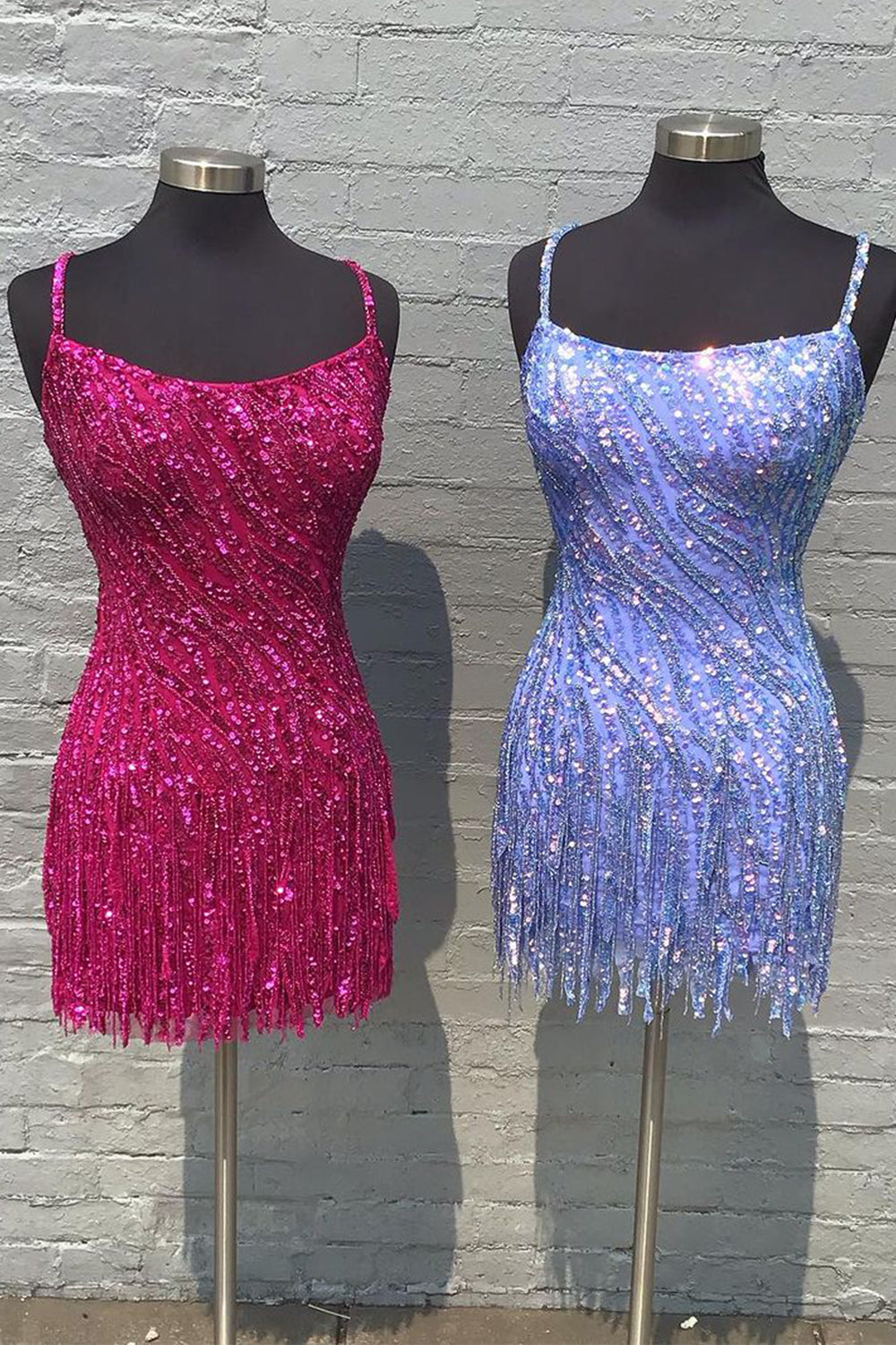 Dressystars Golden Homecoming Dress Spaghetti Straps Sequin Tight Short Hoco Dress with Fringes