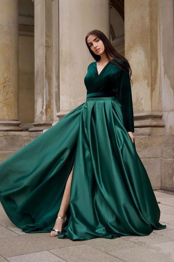 Dressystars Green Long Sleeve Formal Dress Velvet Satin A Line V Neck Christmas Party Dress