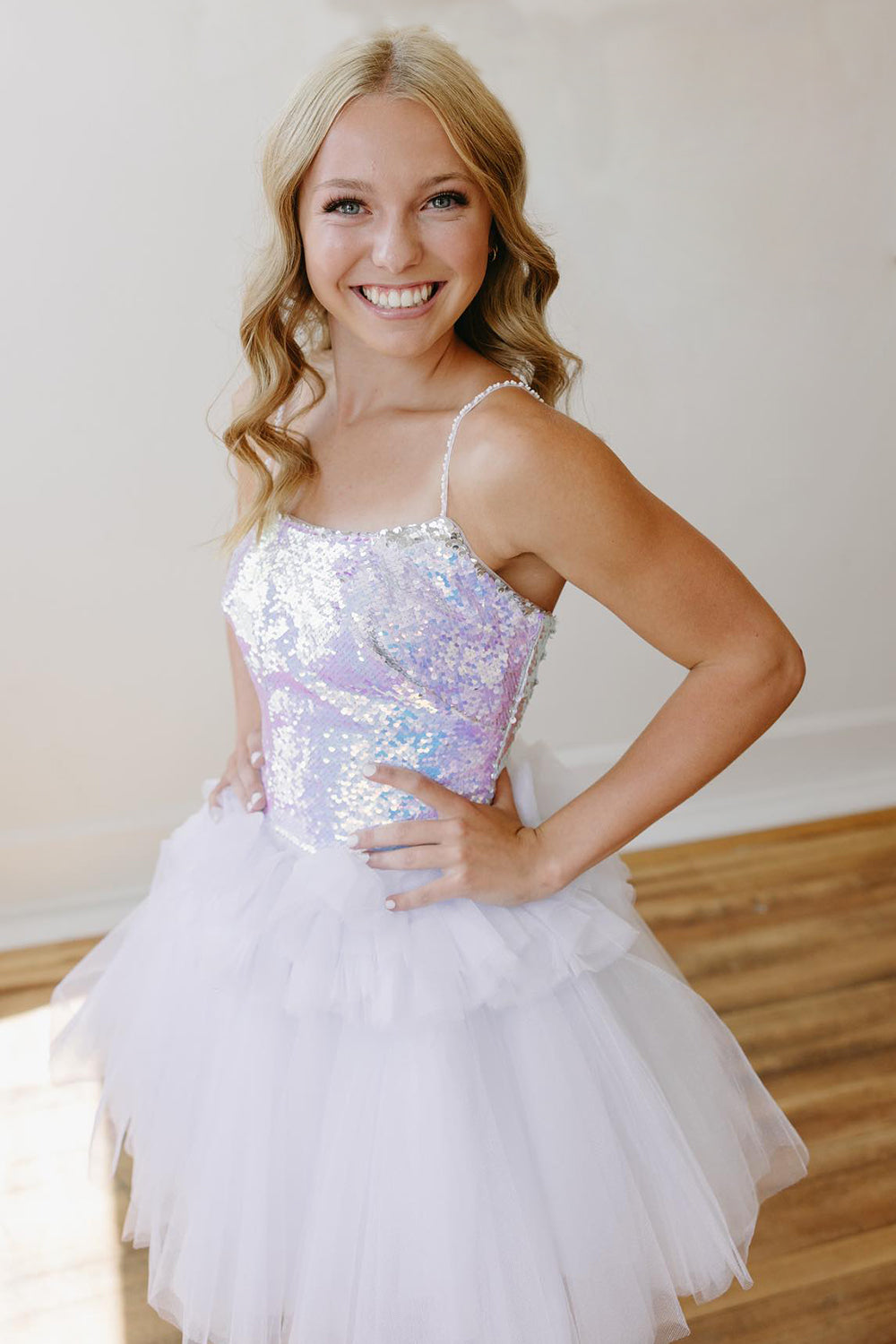 Dressystars Homecoming Dress Sequin Spaghetti Straps Short Prom Dress