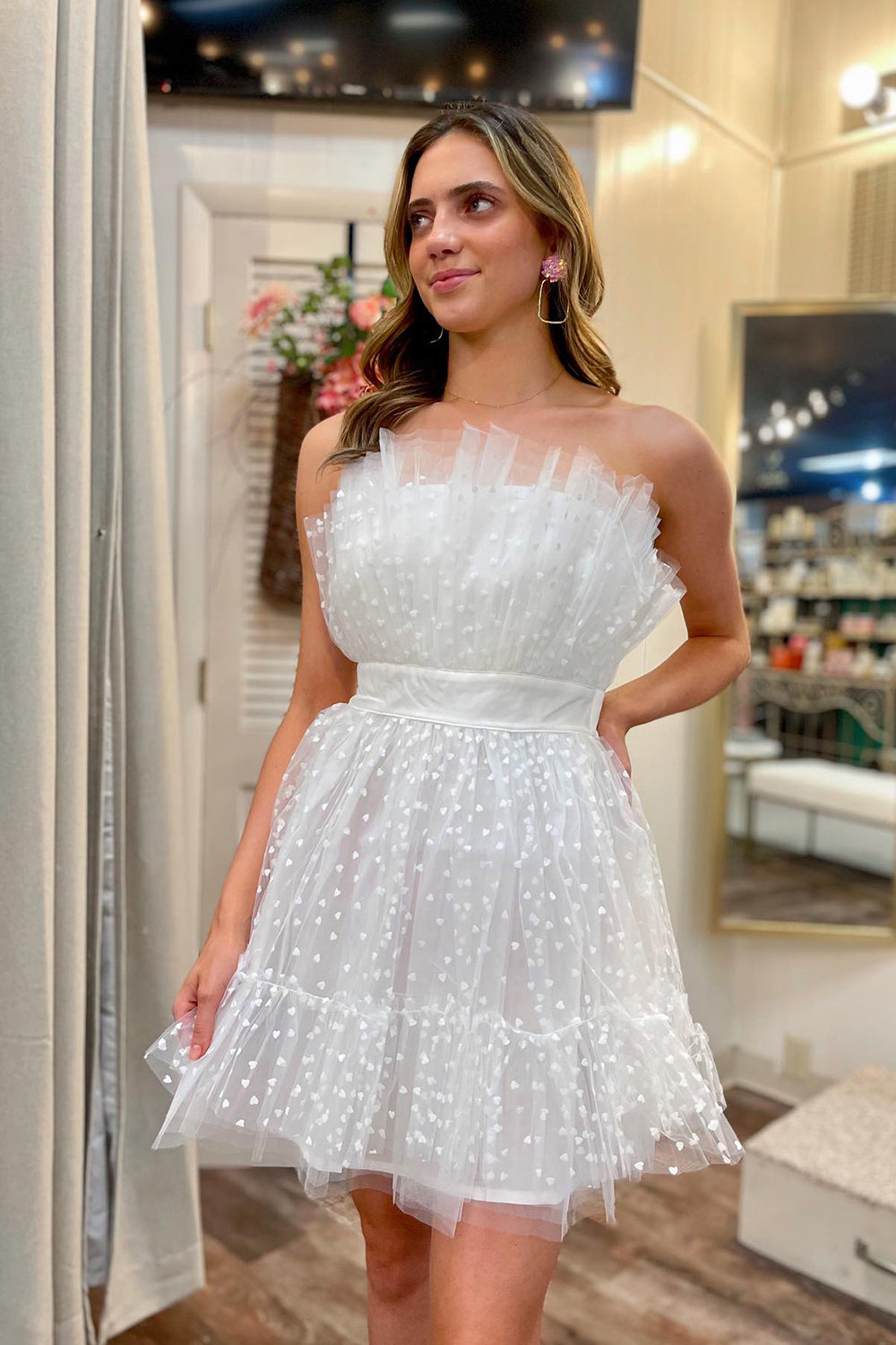 Dressystars Homecoming Dress Tulle Strapless A Line Short Prom Dress with Polka Dots