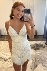 Dressystars Ivory Sequined Sheath Spaghetti Straps Short Homecoming Dress with Fringes