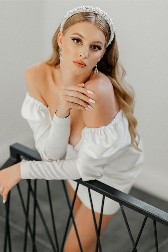 Dressystars Ivory V Neck A Line Homecoming Dress Long Sleeves Cocktail Dress