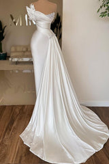 Dressystars Ivory Wedding Dress Strapless Satin Pleated Bridal Gown With Pearls