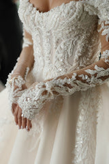 Dressystars Long Sleeve Wedding Dress Off the Shoulder Beaded Lace Appliques Bridal Gown