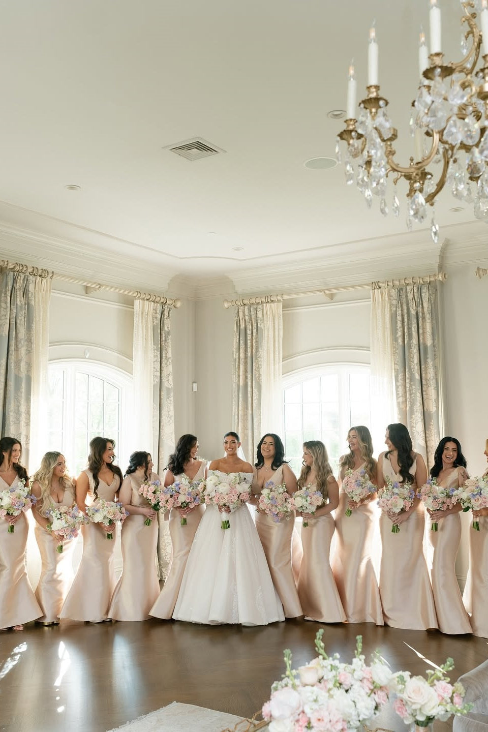 Dressystars Long Sleeve Wedding Dress Off the Shoulder Beaded Lace Appliques Bridal Gown