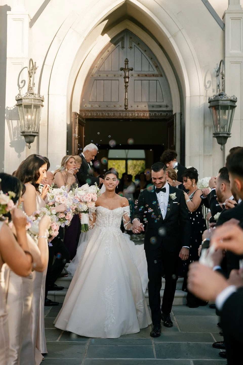 Dressystars Long Sleeve Wedding Dress Off the Shoulder Beaded Lace Appliques Bridal Gown