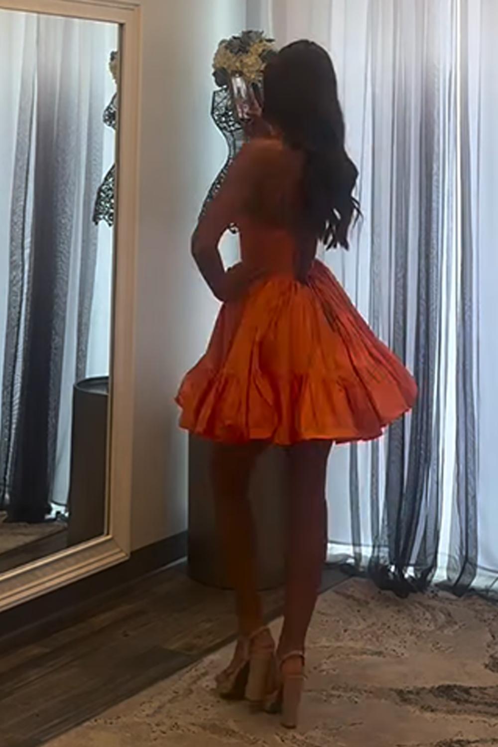 Dressystars Orange A Line Homecoming Dresses Halter Ruffled Short Corset Cocktail Dresses