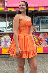 Dressystars Orange A Line Homecoming Dresses Strapless Ruffled Short Cocktail Dresses With Pockets