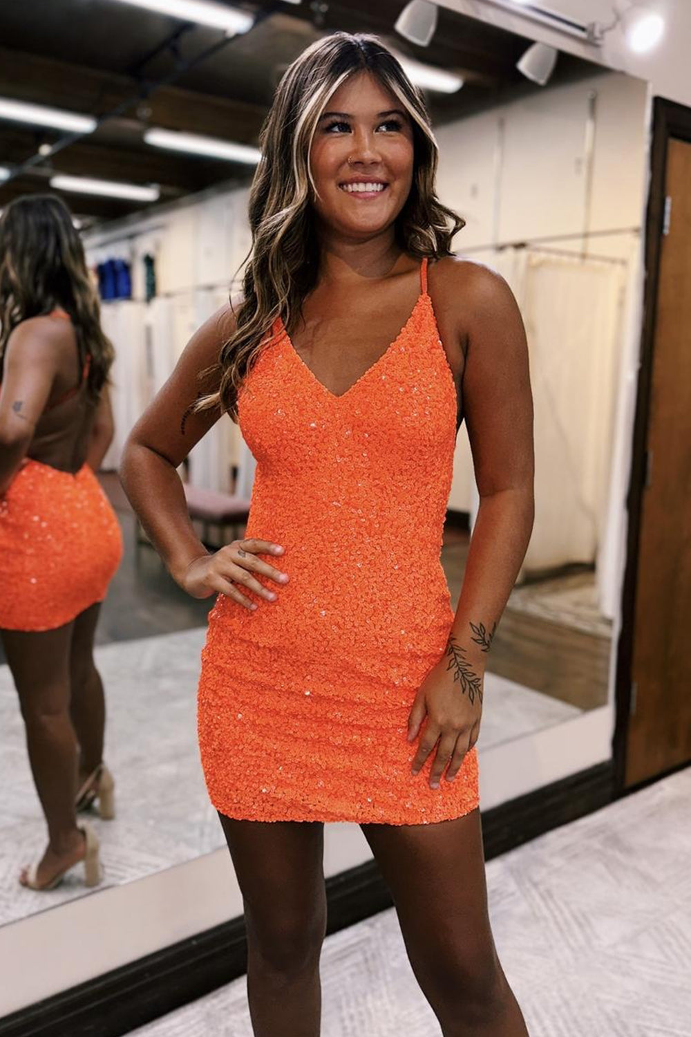 Dressystars Orange Homecoming Dress Sequin Backless Tight Short Prom Dress