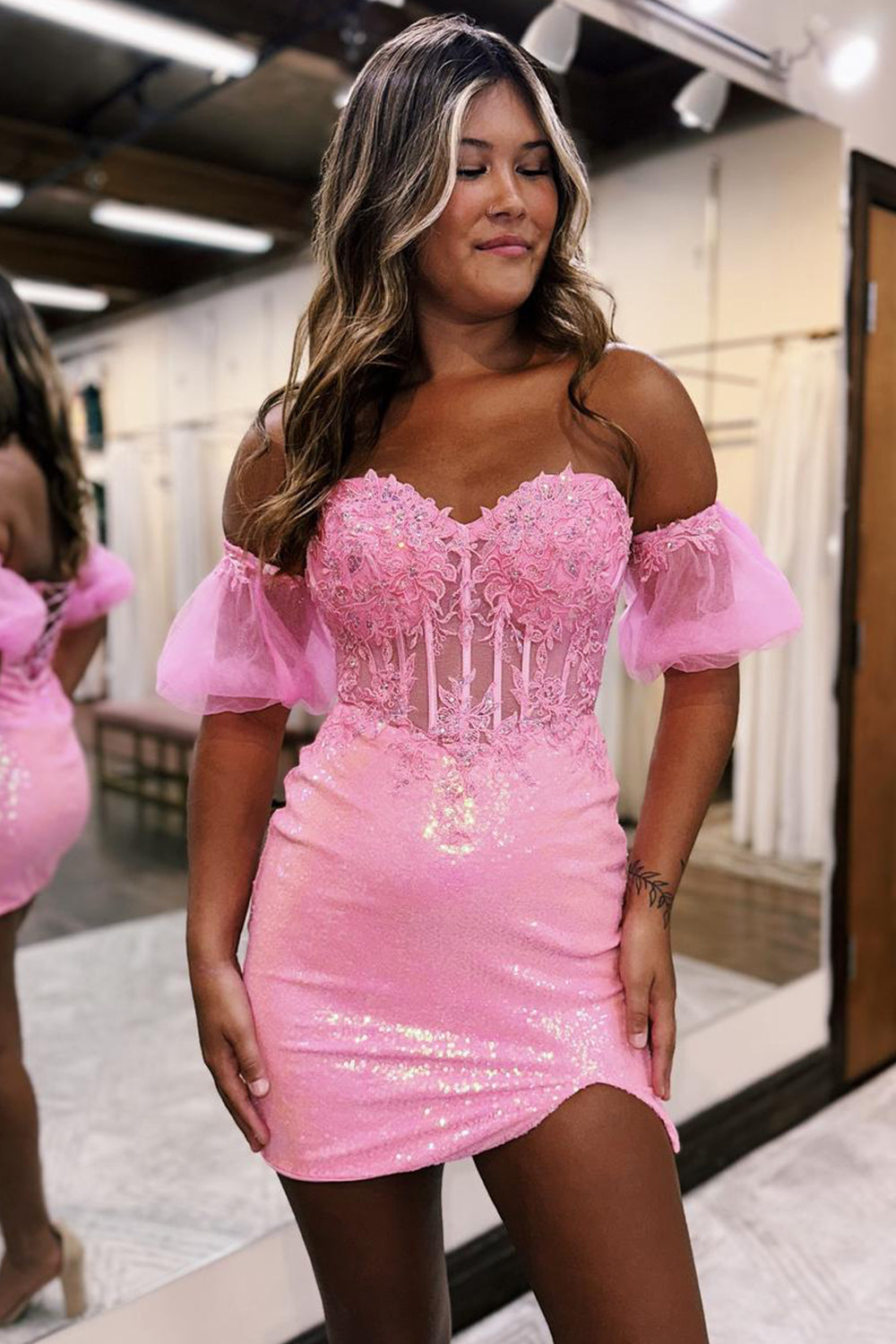 Dressystars Pink Homecoming Dress Corset Detachable Short Sleeves Sequin Tight Short Prom Dress with Lace