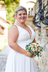 Dressystars Plus Size Beach Wedding Dress V Neck Chiffon Sleeveless A Line Bridal Gown