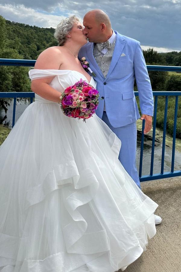 Dressystars Plus Size Wedding Dresses Off The Shoulder Tulle Bridal Gowns