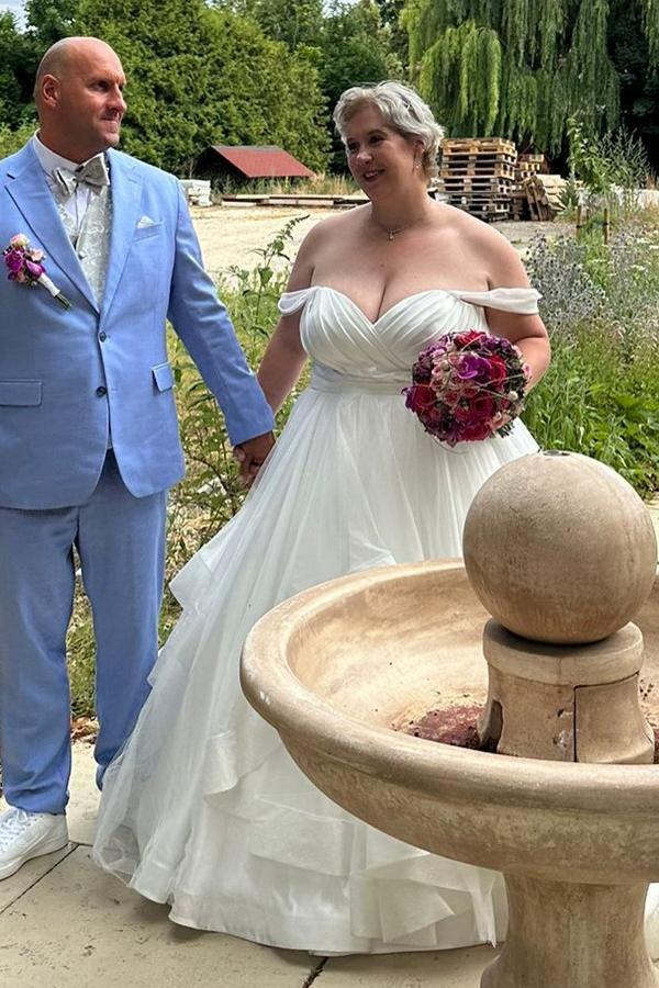 Dressystars Plus Size Wedding Dresses Off The Shoulder Tulle Bridal Gowns