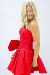 Dressystars Red Homecoming Dress Strapless A-Line Satin Short Prom Dress with Bowknot