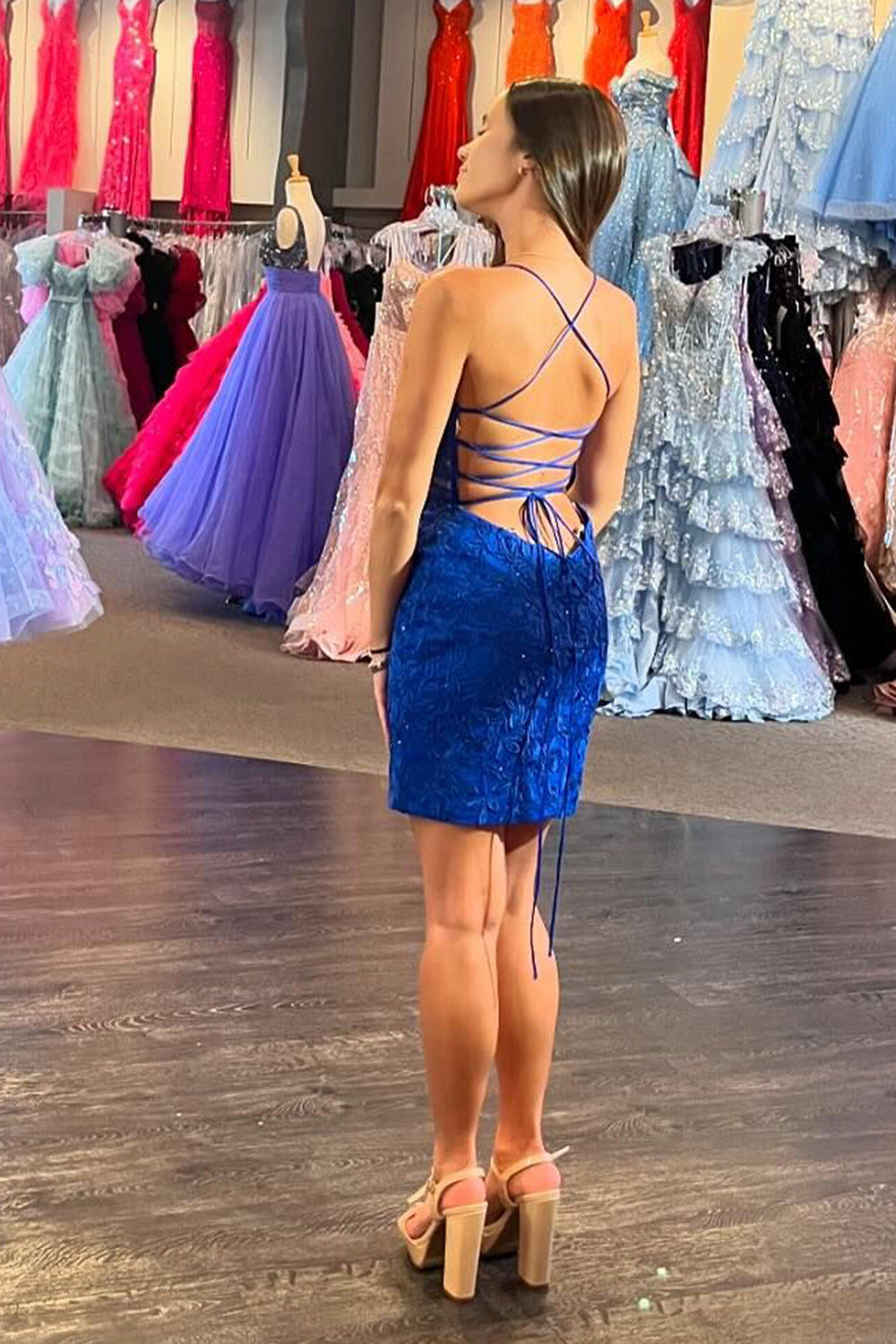 Dressystars Red Spaghetti Straps Homecoming Dresses Short Tight Cocktail Dresses With Appliques