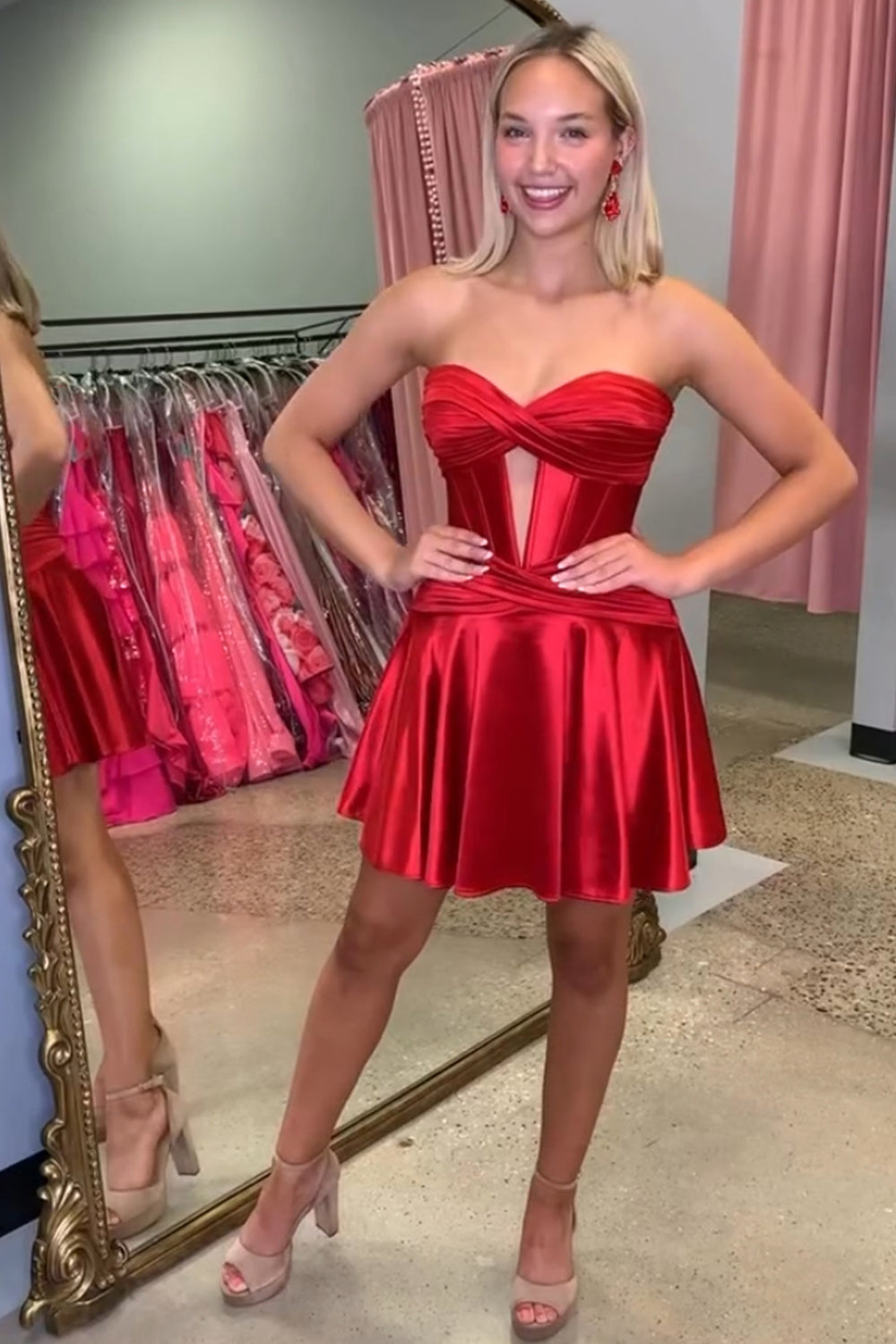 Dressystars Royal Blue Homecoming Dress A Line Strapless Corset Short Prom Dress with keyhole