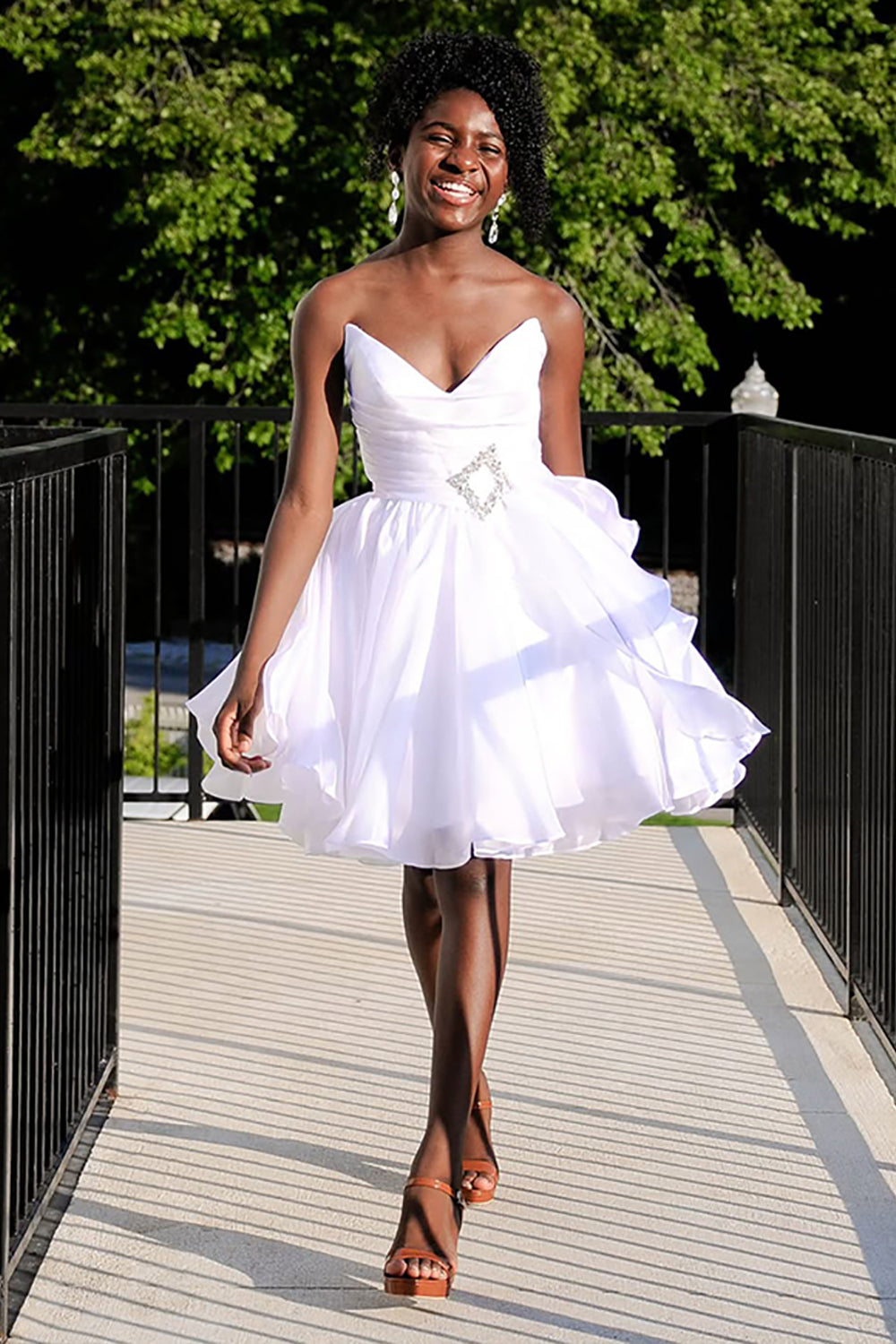 Dressystars Royal Blue Homecoming Dresses Ruffled Beaded A Line Short Cocktail Dresses