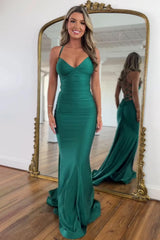 Dressystars Stylish Mermaid Spaghetti Straps Green Long Satin Prom Dress With Lace Up Formal Evening Gown