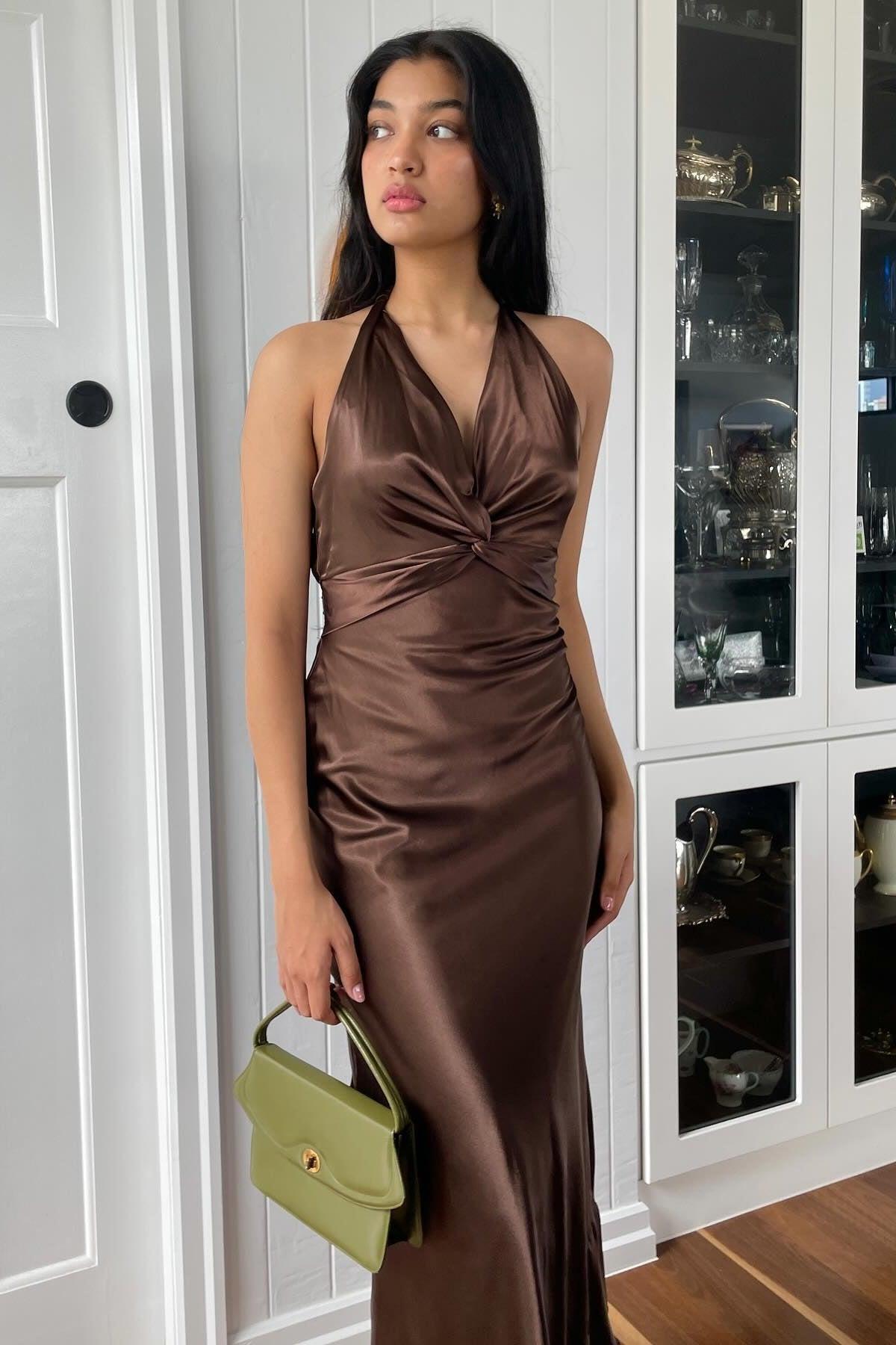 Dressystars Stylish Sheath V Neck Green Long Party Dress With Open Back Bowknot Formal Evening Gown