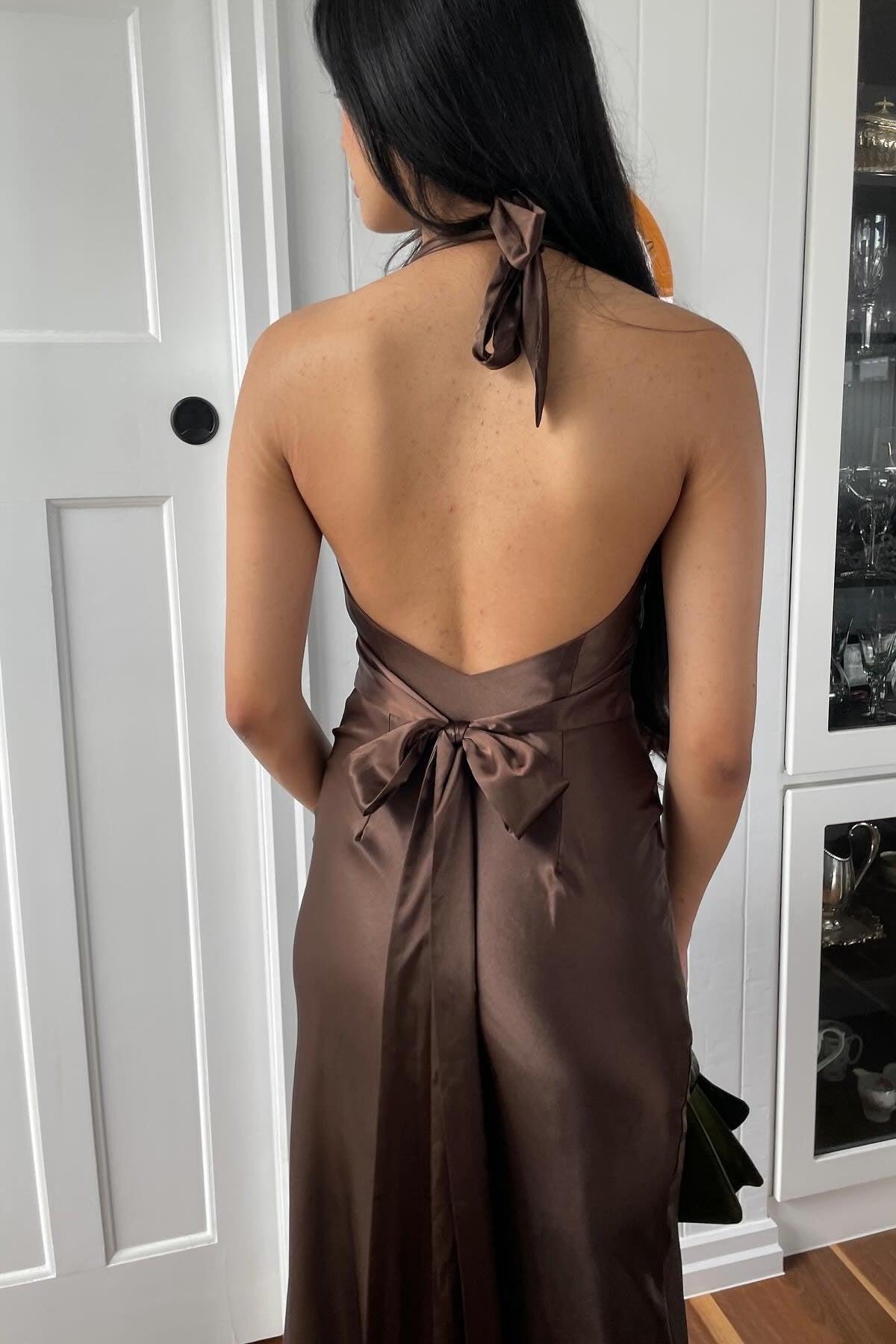 Dressystars Stylish Sheath V Neck Green Long Party Dress With Open Back Bowknot Formal Evening Gown