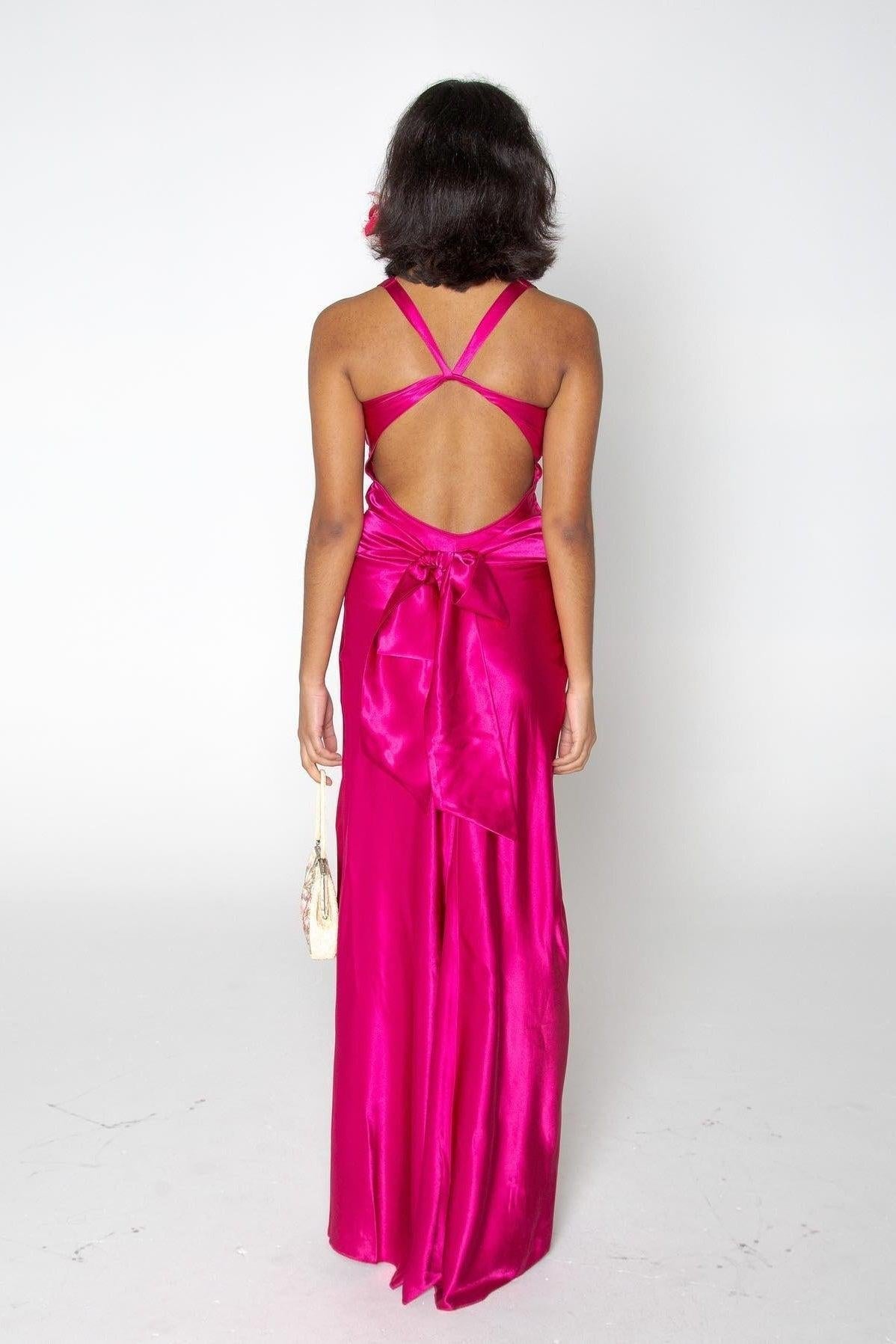 Dressystars Stylish Sheath V Neck Green Long Party Dress With Open Back Bowknot Formal Evening Gown