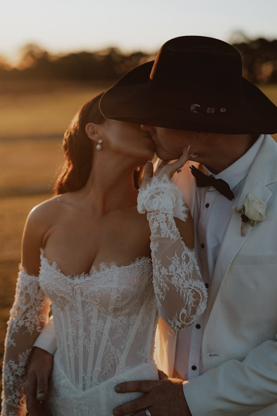 Dressystars Sweetheart Beach Wedding Dress Mermaid Corset Lace Panel Train Bridal Gown