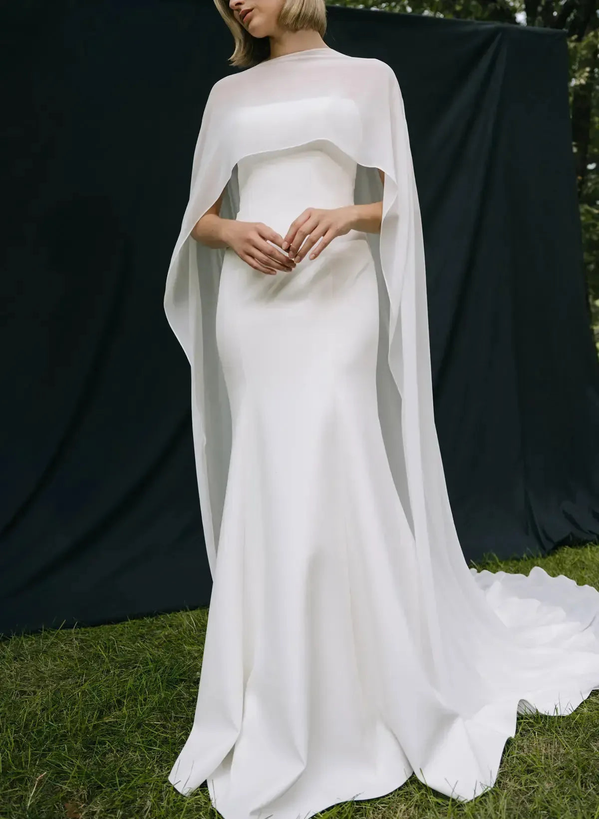 Dressystars Trumpet Mermaid Scoop Neck Cape Sleeves Sweep Train Chiffon Elastic Satin Wedding Dress