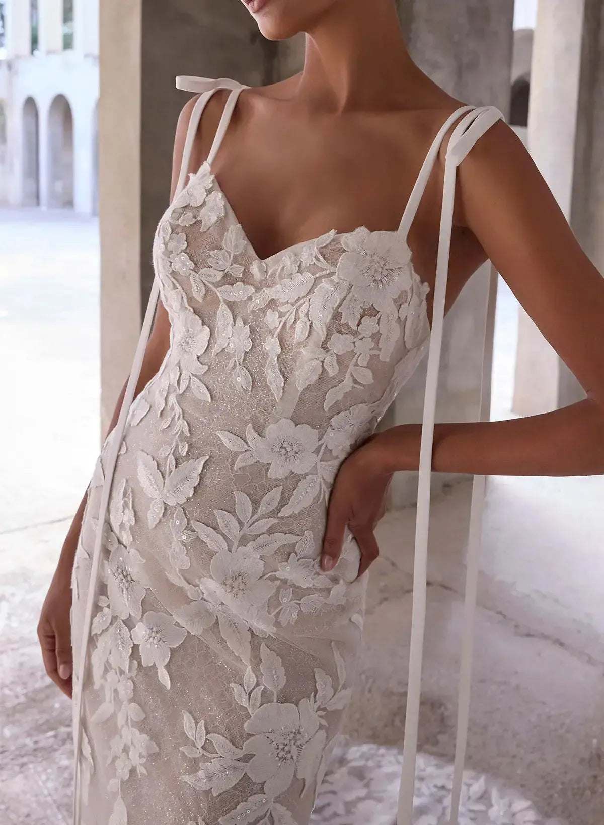 Dressystars Trumpet Mermaid Sweetheart Court Train Lace Tulle Wedding Dress with Appliques