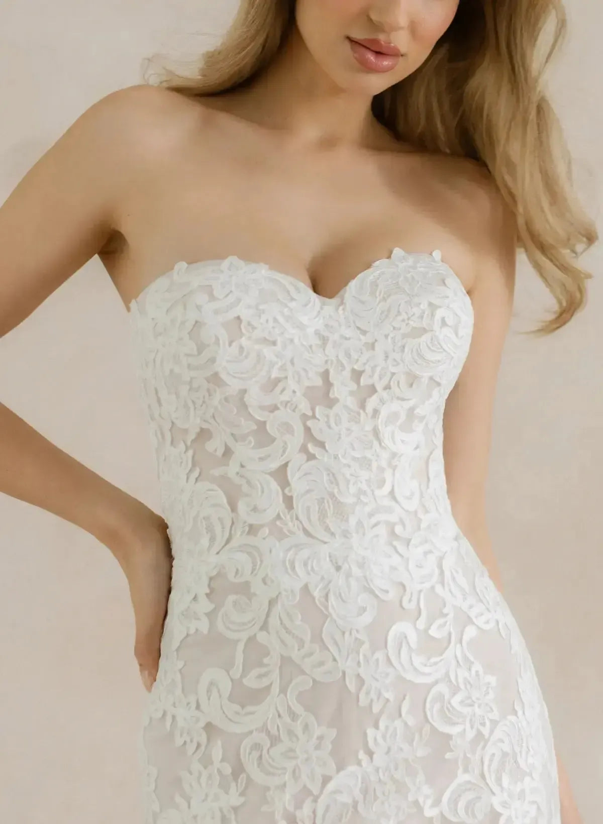 Dressystars Trumpet Mermaid Sweetheart Sleeveless Chapel Train Lace Wedding Dress